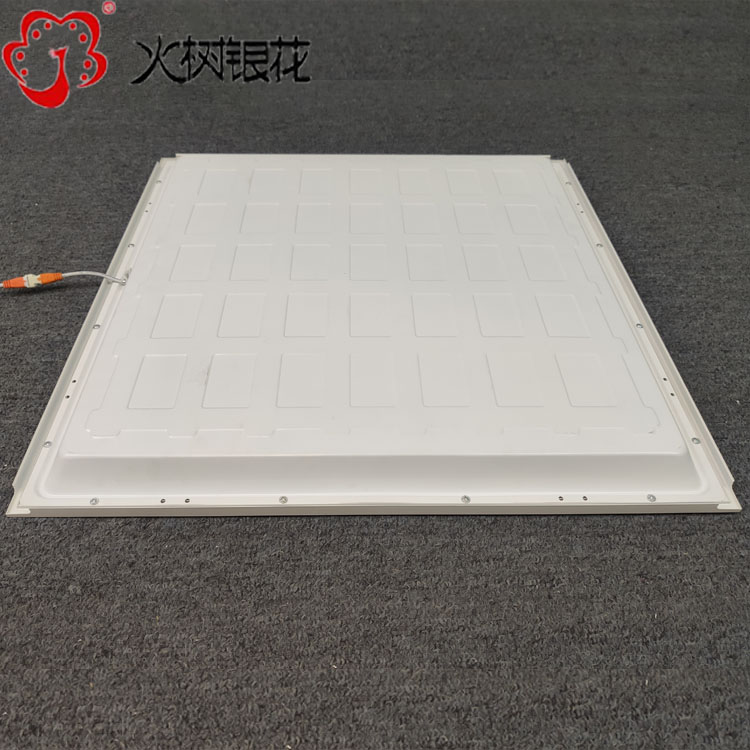 火树银花办公照明底发光铝扣板面板灯led直发光集成吊灯平板灯600x600